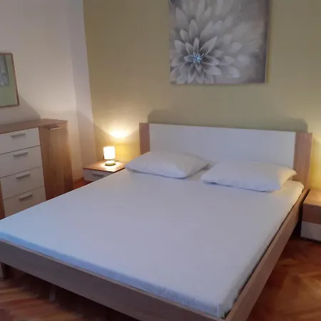 Apartments By The Sea Arbanija, Ciovo - 11321 Lägenhet *